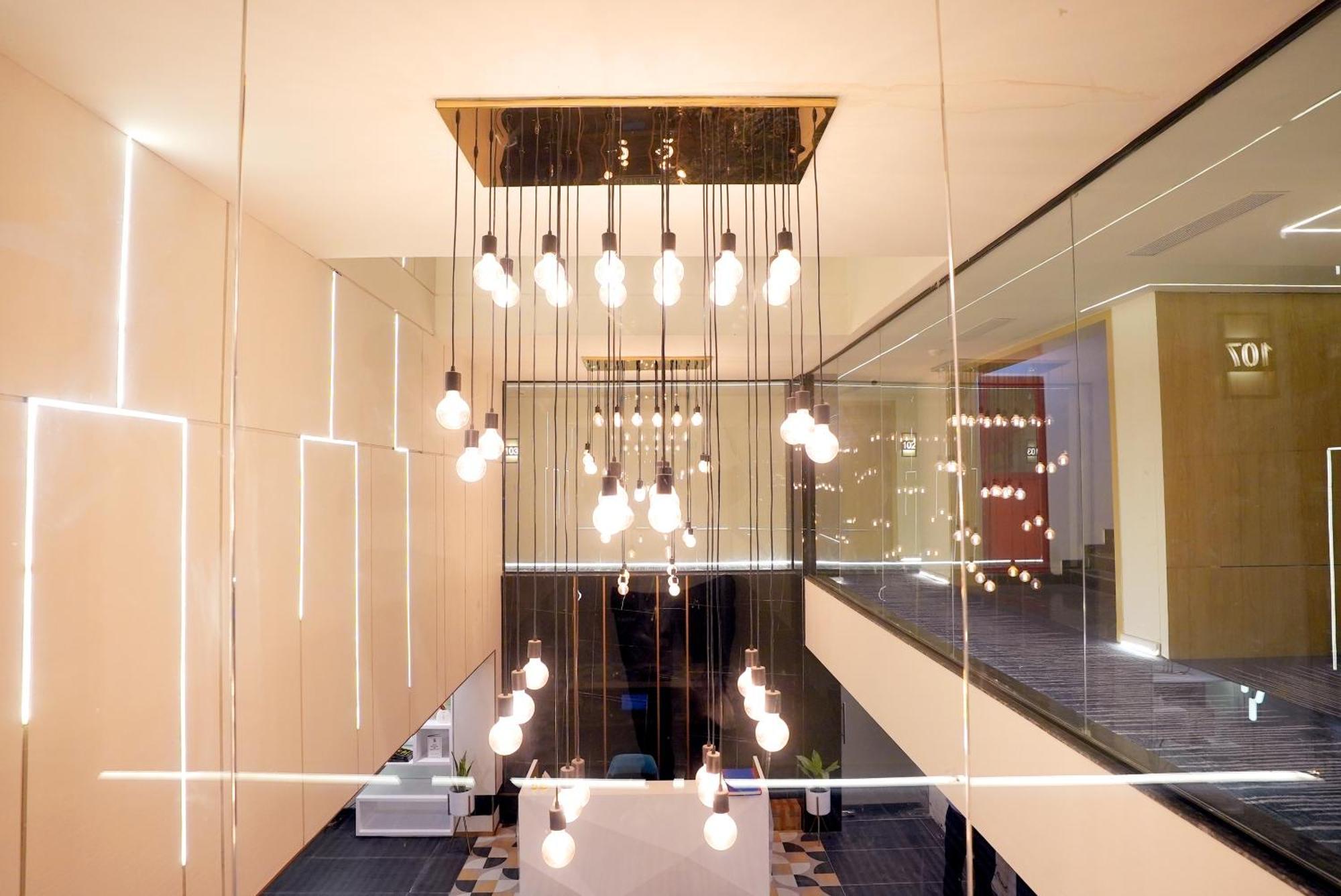 Hotel Limon & Banquet Sector 29, คูร์เคาน์ ภายนอก รูปภาพ
