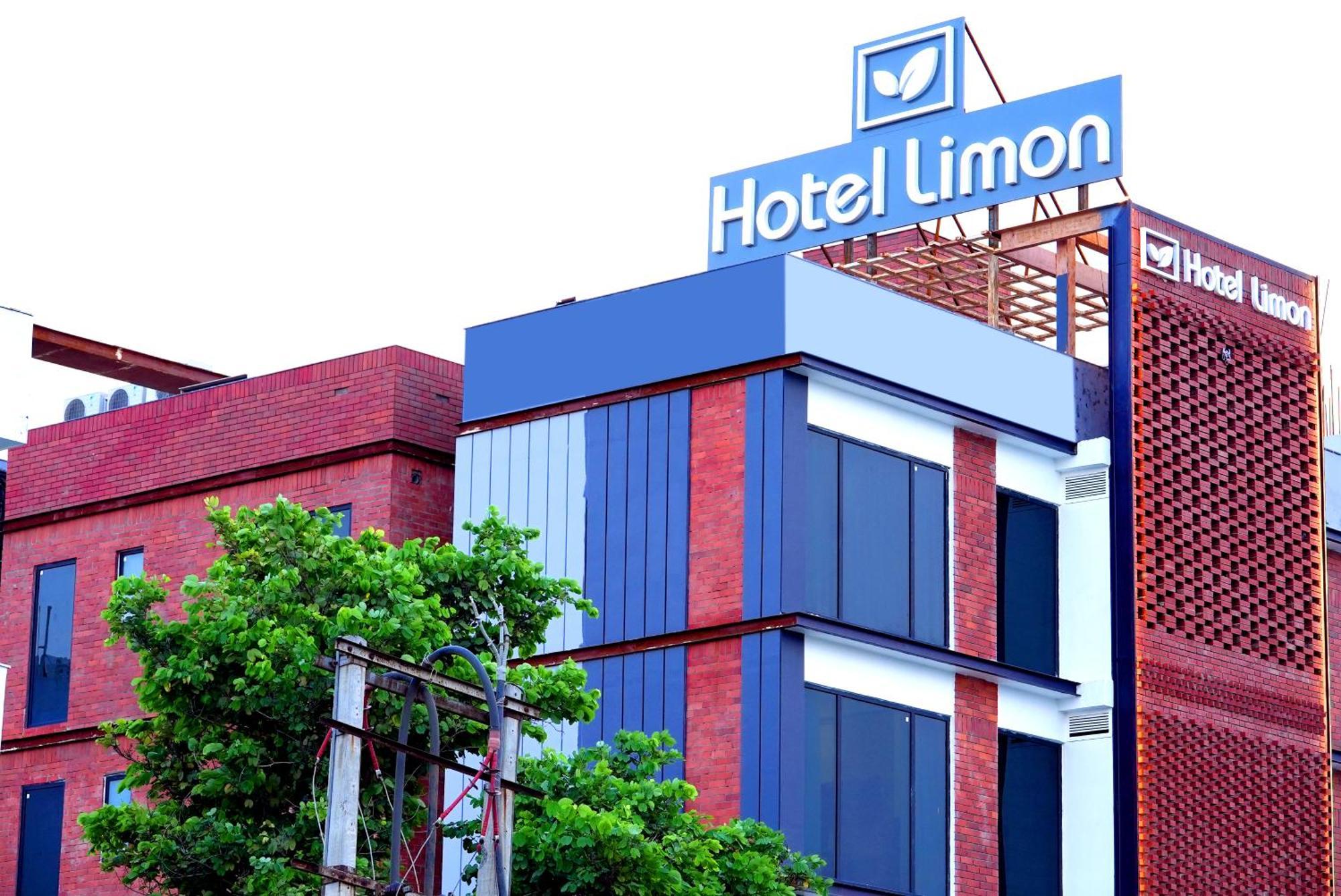 Hotel Limon & Banquet Sector 29, คูร์เคาน์ ภายนอก รูปภาพ