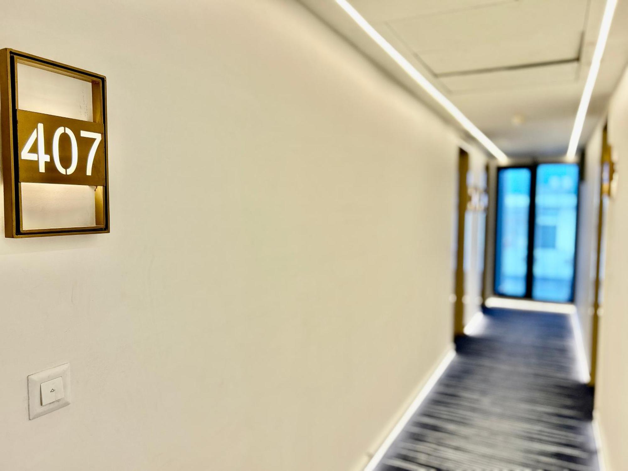 Hotel Limon & Banquet Sector 29, คูร์เคาน์ ภายนอก รูปภาพ