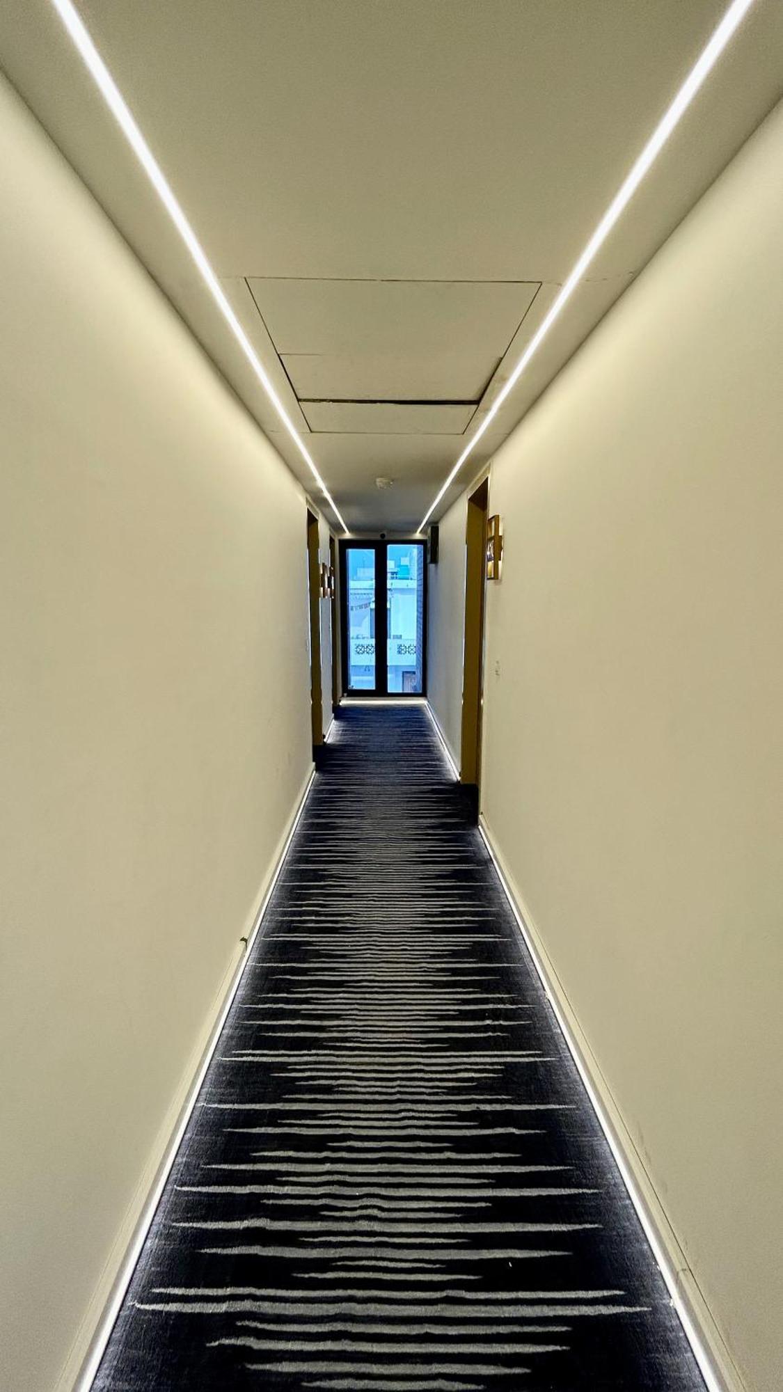 Hotel Limon & Banquet Sector 29, คูร์เคาน์ ภายนอก รูปภาพ