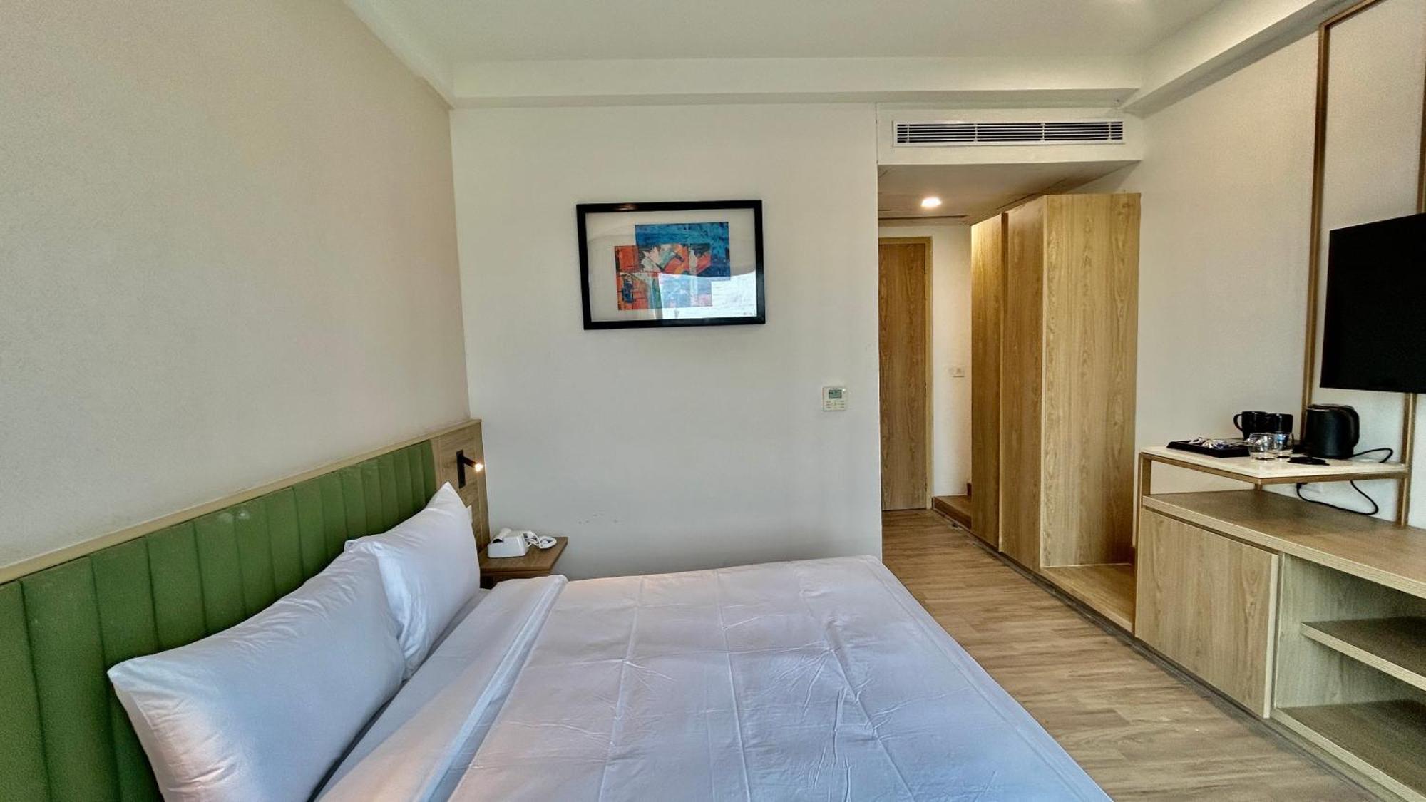 Hotel Limon & Banquet Sector 29, คูร์เคาน์ ภายนอก รูปภาพ